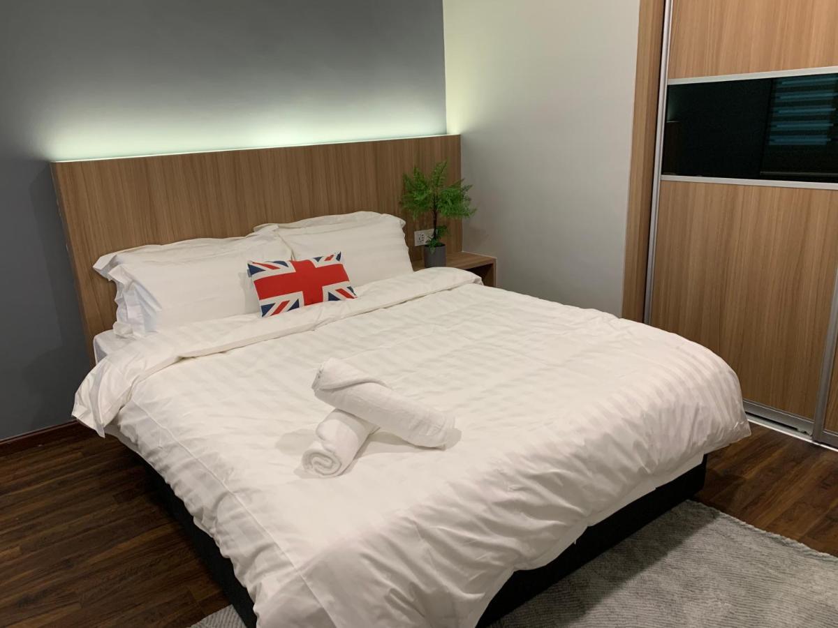 3Bedroom Rex Apartment 5Min Drive To Vivacity Кучинг Экстерьер фото